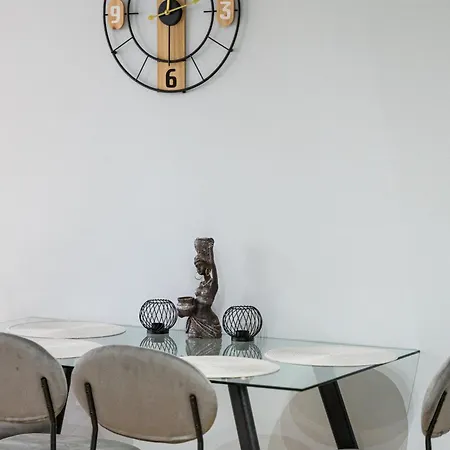 Family - Center Apartment Tirana